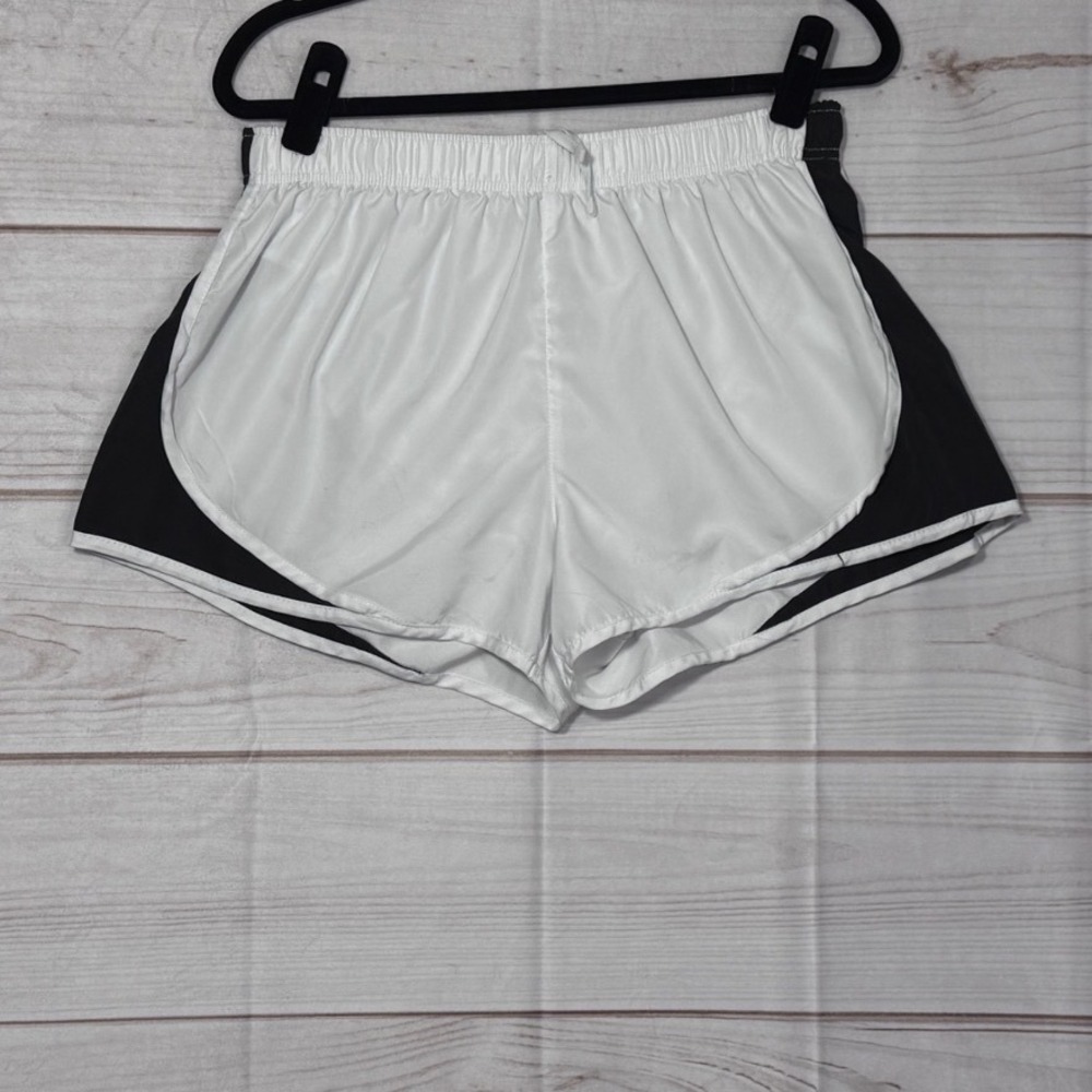 Ultra Performance Womens Dolphin Running Shorts White Black XL Athletic Gym